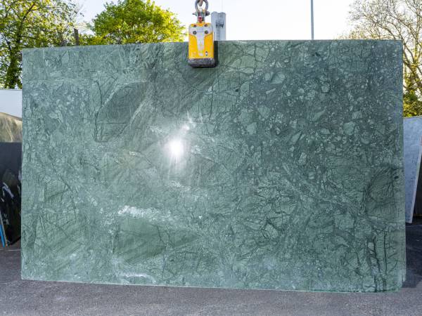 130A2152